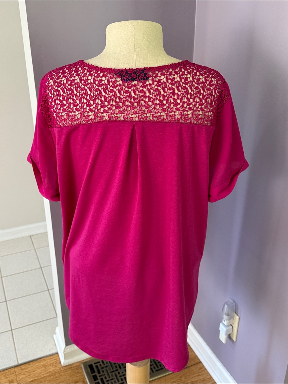 Apt. 9 Fuchsia Short Sleeve Zip V-Neck Blouse - Picture 3 of 5
